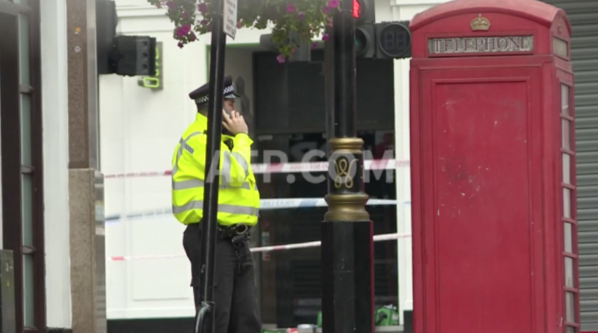 LONDON-POLICE-ATTACKPM