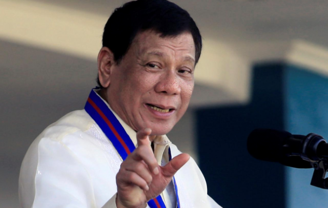 Duterte_finger_gesture-648_REU_08192017-640x406