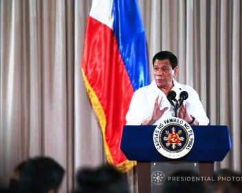 Duterte-file-photo-from-Malacanang-380x280