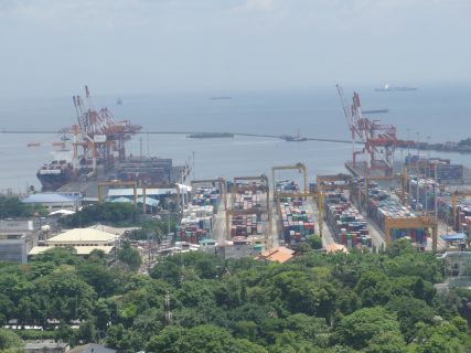 Pic_geo_photos_-_ph=mm=manila=tondo=north_harbor=international_container_terminal_-_view_from_world_trade_exchange_tower_binondo_-philippines--2015-0615--ls-