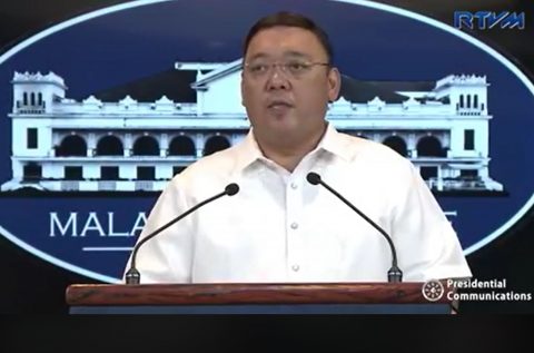 Roque-resigns