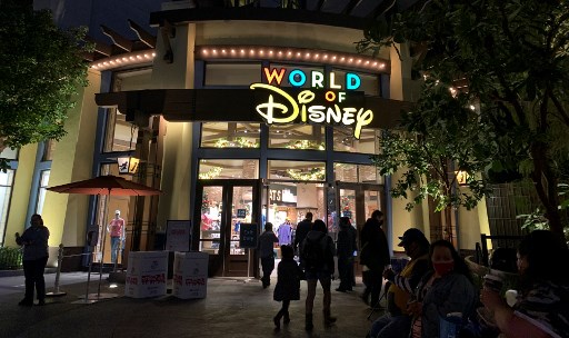 US-HEALTH-VIRUS-DISNEYLAND
