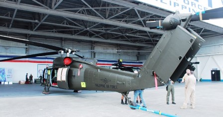 poland-sikorsky-black-hawk-chopper