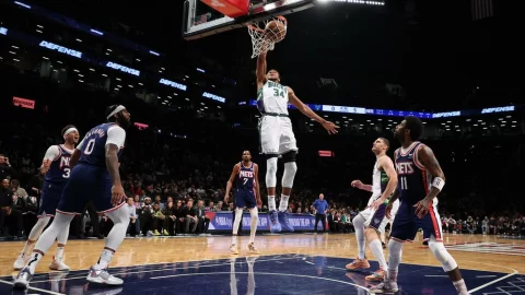 GIANNIS-NBA