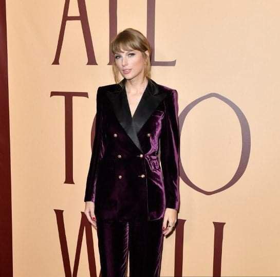 TAYLOR-SWIFT