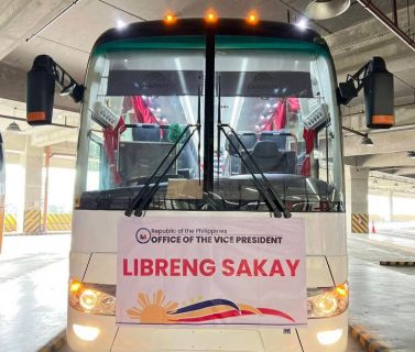 LIBRENG SAKAY