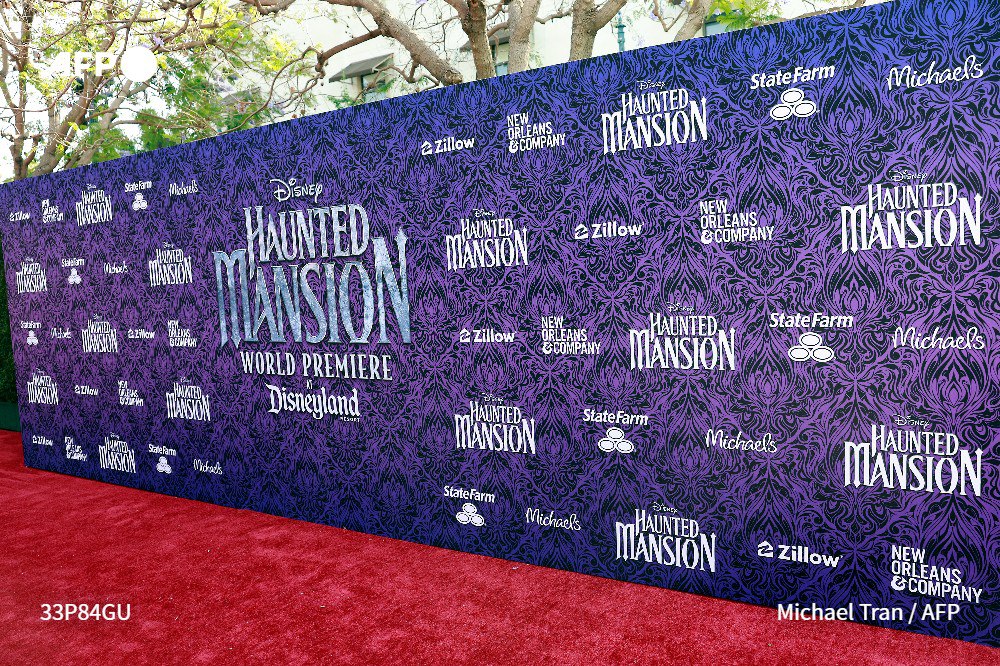 HUNTED MANSION