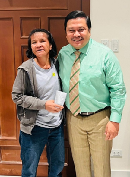 Elvie Vergara with sen. Jinggoy
