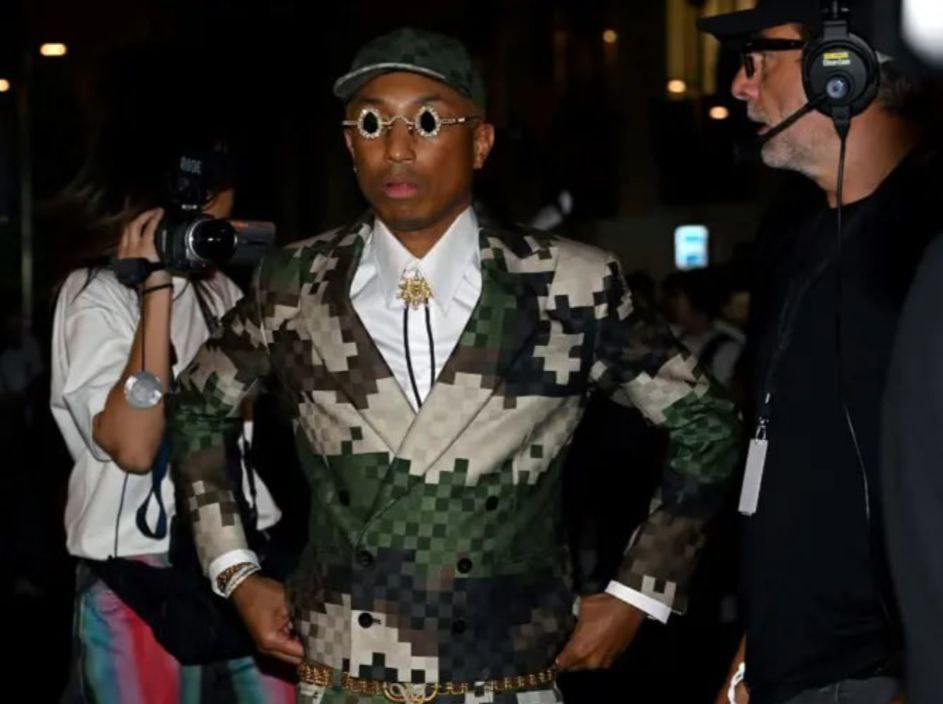 PHARELL WILLIAMS 1