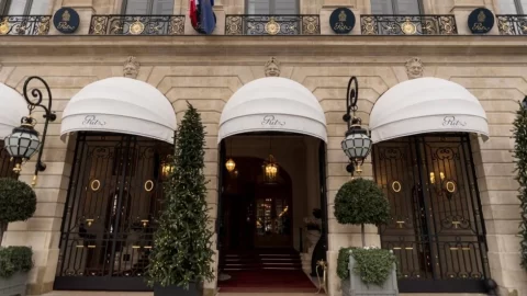 RITZ HOTEL