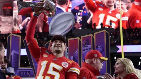 MAHOMES