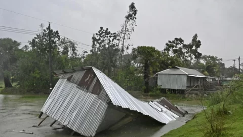 BANGLADESH CYCLONE