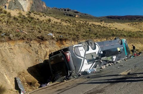 Labing-anim patay sa bus accident sa Peru
