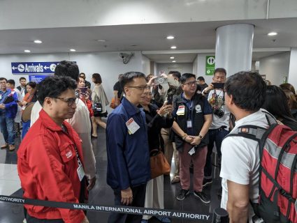 Pinalayang tripulanteng Pinoy ng MSC Aries nakauwi na sa bansa