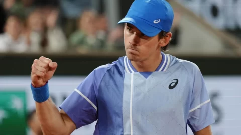 DE MINAUR