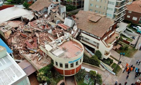 HOTEL IN ARGENTINA COLLAPSES