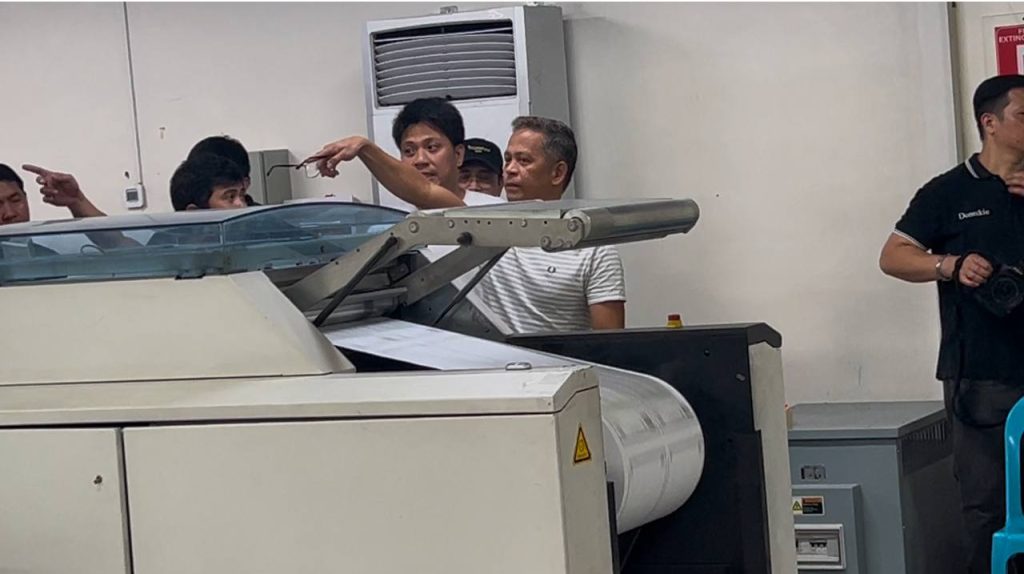 Anim na milyong balotang unang na-imprenta ng Comelec para sa 2025 elections, ire-recycle