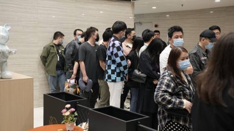 450 dayuhan arestado ng Bureau of Immigration sa isang scam hub sa Parañaque City