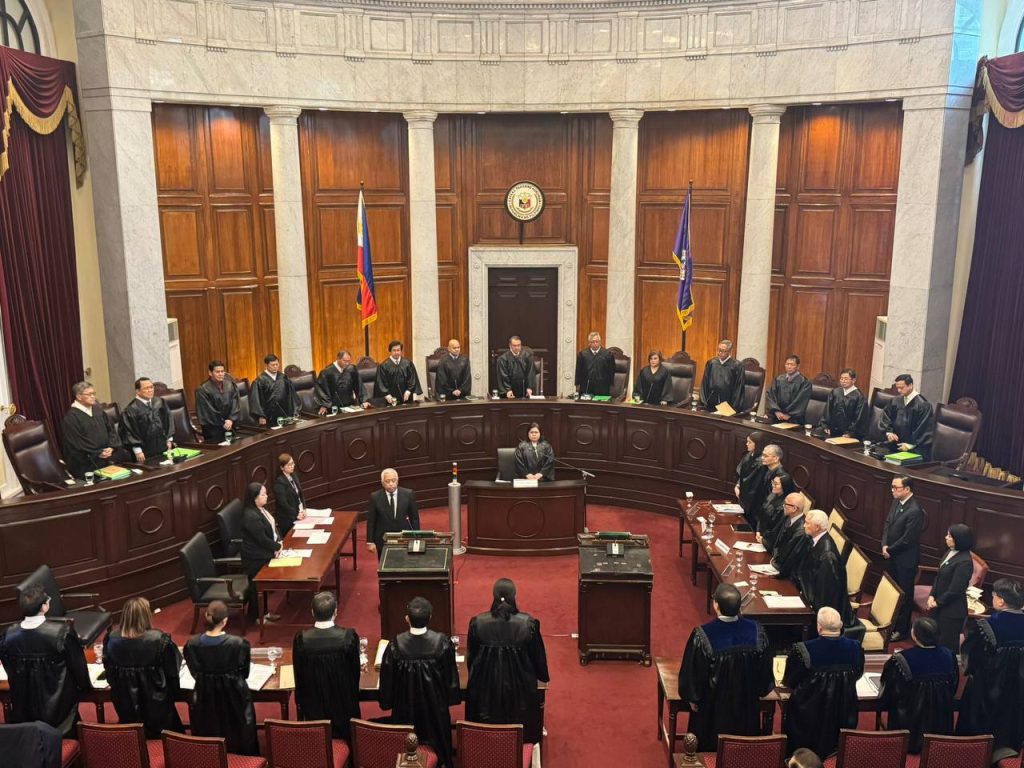 Oral arguments ng SC sa mga petisyon laban sa paglipat sa sobrang pondo ng PhilHealth, umarangkada na