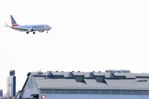 American airlines flight patungong New Delhi, nag-divert landing sa Rome dahil sa bomb threat