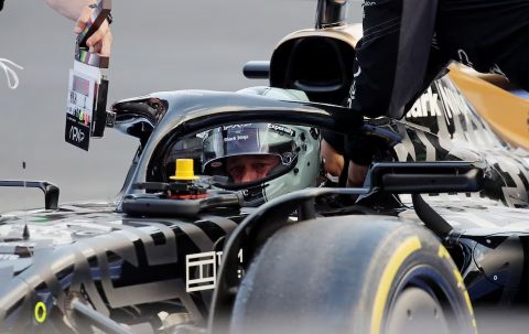 Hamilton, na-impress sa bilis ni Brad Pitt sa ‘authentic’ F1 movie